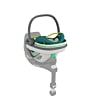 8559193110_2021_maxicosi_carseat_babycarseat_coral360_green_neogreen_withfamilyfix360basefront_3qrtright